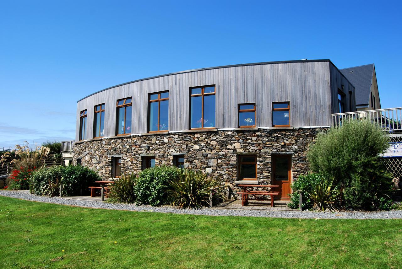 Dolphin Hotel Inishbofin Dış mekan fotoğraf