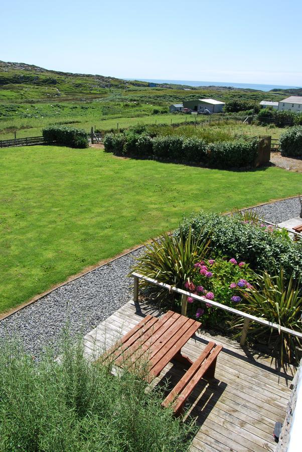 Dolphin Hotel Inishbofin Dış mekan fotoğraf